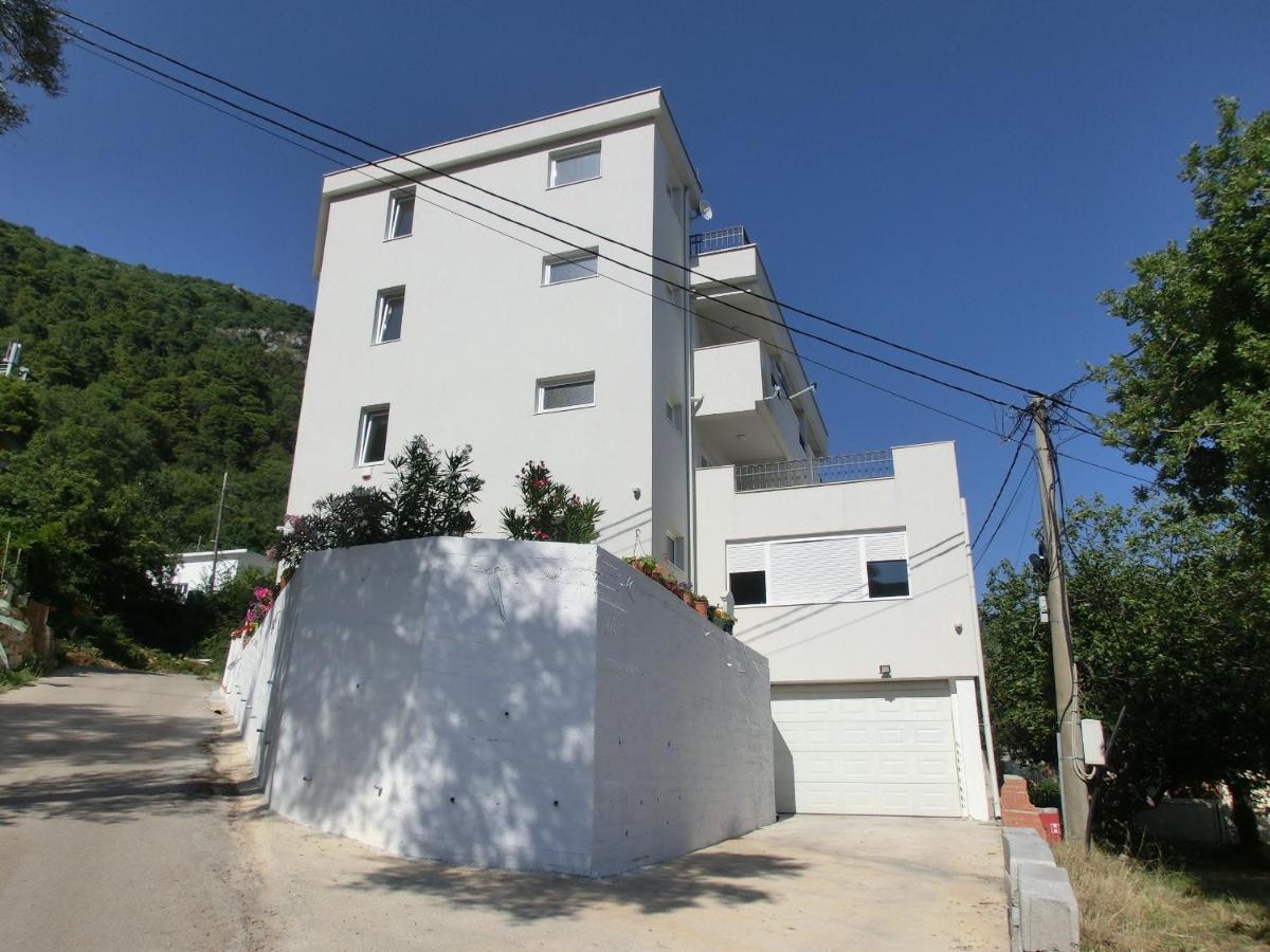 Villa Slovenika Budva Bagian luar foto