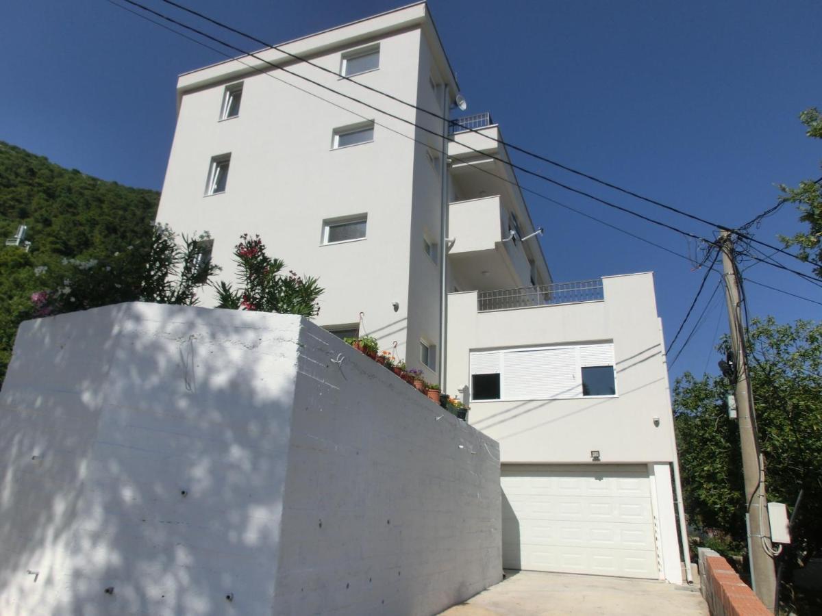 Villa Slovenika Budva Bagian luar foto